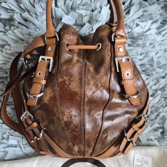 Michael Kors Brown and Tan Leather Drawstring Bucket Purse Vintage - Picture 3 of 5